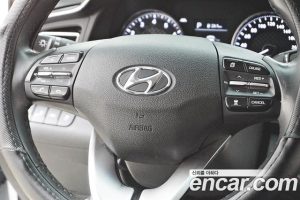 Hyundai AVANTE 1.6 2020 года из Южной Кореи