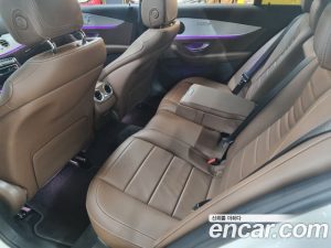 Mercedes-Benz E-Class E250 Avantgarde 2021 года из Южной Кореи