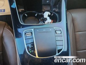 Mercedes-Benz E-Class E250 Avantgarde 2021 года из Южной Кореи