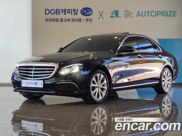 Mercedes-Benz E-Class E220d 4MATIC Exclusive 2020 года из Кореи