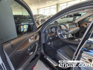 Mercedes-Benz E-Class E220d 4MATIC Exclusive 2020 года из Южной Кореи