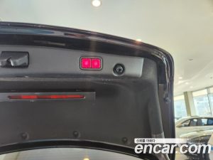 Mercedes-Benz E-Class E220d 4MATIC Exclusive 2020 года из Южной Кореи