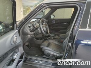 Mini Clubman Savile Row Edition 2020 года из Южной Кореи
