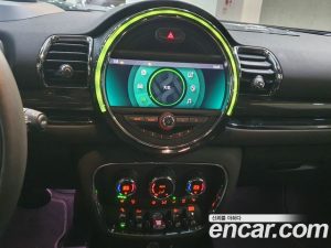 Mini Clubman Savile Row Edition 2020 года из Южной Кореи