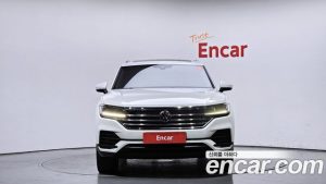 Volkswagen Touareg 3.0 TDI Premium 2020 года из Южной Кореи