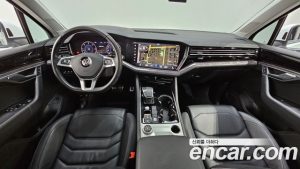Volkswagen Touareg 3.0 TDI Premium 2020 года из Южной Кореи