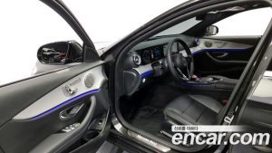 Mercedes-Benz E-Class E250 Avantgarde 2021 года из Южной Кореи