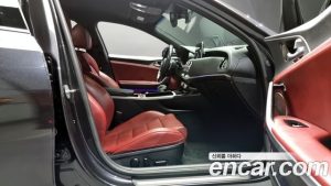 Kia Stinger 2.0 Turbo 2WD 2020 года из Южной Кореи