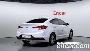 Hyundai AVANTE 1.6 2020 года из Южной Кореи