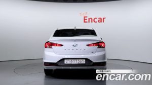 Hyundai AVANTE 1.6 2020 года из Южной Кореи