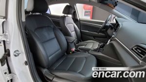 Hyundai AVANTE 1.6 2020 года из Южной Кореи