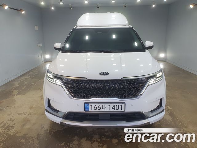 Kia Carnival Бензин 7-Seater HI-Limousine 2021 года из Кореи