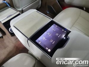 Land Rover Range Rover P530 SV LWB 2023 года из Южной Кореи