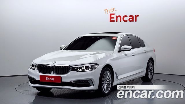 BMW 5-Series 520i Luxury 2019 года из Кореи