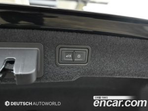 Audi A8 55 TFSI 4WD LWB 2020 года из Южной Кореи