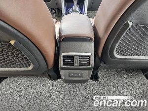 Renault-KoreaSamsung QM6 2.0 GDe RE Signature 2WD 2020 года из Южной Кореи