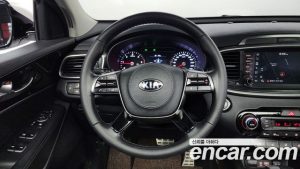 Kia Sorento Дизель 2.0 2WD 2020 года из Южной Кореи