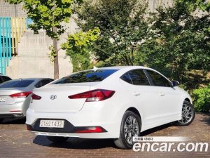 Hyundai AVANTE 1.6 2020 года из Южной Кореи