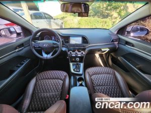 Hyundai AVANTE 1.6 2020 года из Южной Кореи