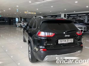 Jeep Cherokee 2.4 Limited AWD 2021 года из Южной Кореи