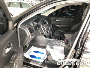 Jeep Cherokee 2.4 Limited AWD 2021 года из Южной Кореи