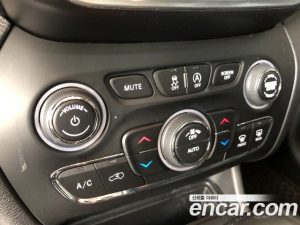 Jeep Cherokee 2.4 Limited AWD 2021 года из Южной Кореи