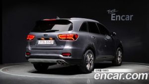 Kia Sorento Дизель 2.2 2WD 2020 года из Южной Кореи