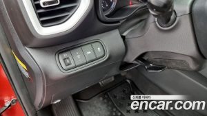 Hyundai Venue 1.6 Flux 2020 года из Южной Кореи