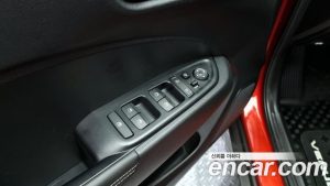 Hyundai Venue 1.6 Flux 2020 года из Южной Кореи