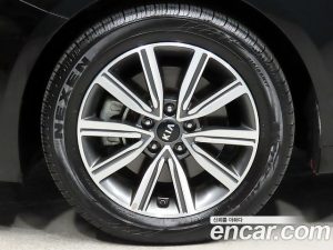 Kia K5 2.0 2020 года из Южной Кореи