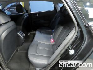Kia K5 2.0 2020 года из Южной Кореи