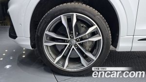 Audi SQ8 4.0 TDI 4WD 2020 года из Южной Кореи