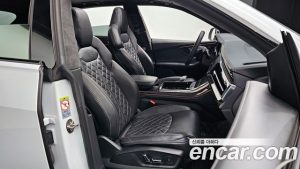 Audi SQ8 4.0 TDI 4WD 2020 года из Южной Кореи