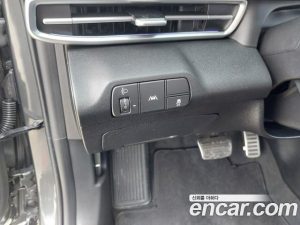 Hyundai AVANTE 1.6 2021 года из Южной Кореи