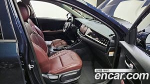 Kia Niro 1.6 HEV 2020 года из Южной Кореи