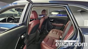 Kia Niro 1.6 HEV 2020 года из Южной Кореи
