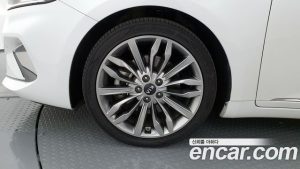 Kia K7 3.0 GDI Signature 2020 года из Южной Кореи