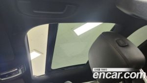 Mercedes-Benz GLB-Class GLB220 2021 года из Южной Кореи