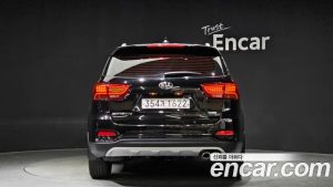 Kia Sorento Дизель 2.0 2WD 2020 года из Южной Кореи