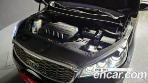Kia Sorento Дизель 2.0 2WD 2020 года из Южной Кореи
