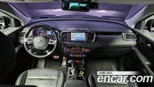 Kia Sorento Дизель 2.0 2WD 2020 года из Южной Кореи