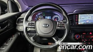 Kia Sorento Дизель 2.0 2WD 2020 года из Южной Кореи