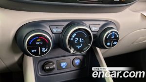 Hyundai Venue 1.6 Modern 2020 года из Южной Кореи
