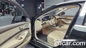 Mercedes-Benz S-Class Maybach S650 2020 года из Южной Кореи