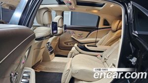 Mercedes-Benz S-Class Maybach S650 2020 года из Южной Кореи