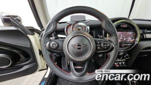Mini Cooper HIGH 2020 года из Южной Кореи