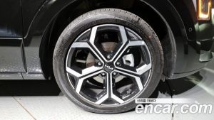 Kia Niro Signature 2024 года из Южной Кореи