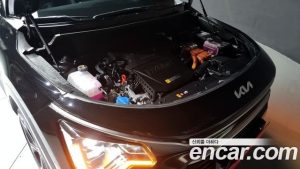 Kia Niro Signature 2024 года из Южной Кореи