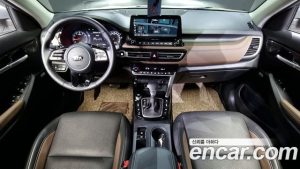 Kia Seltos Бензин 1.6 Turbo 4WD 2022 года из Южной Кореи