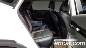 Kia Seltos Бензин 1.6 Turbo 4WD 2022 года из Южной Кореи